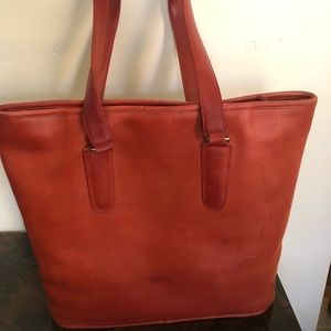 Vintage Coach true red shoulder tote bag